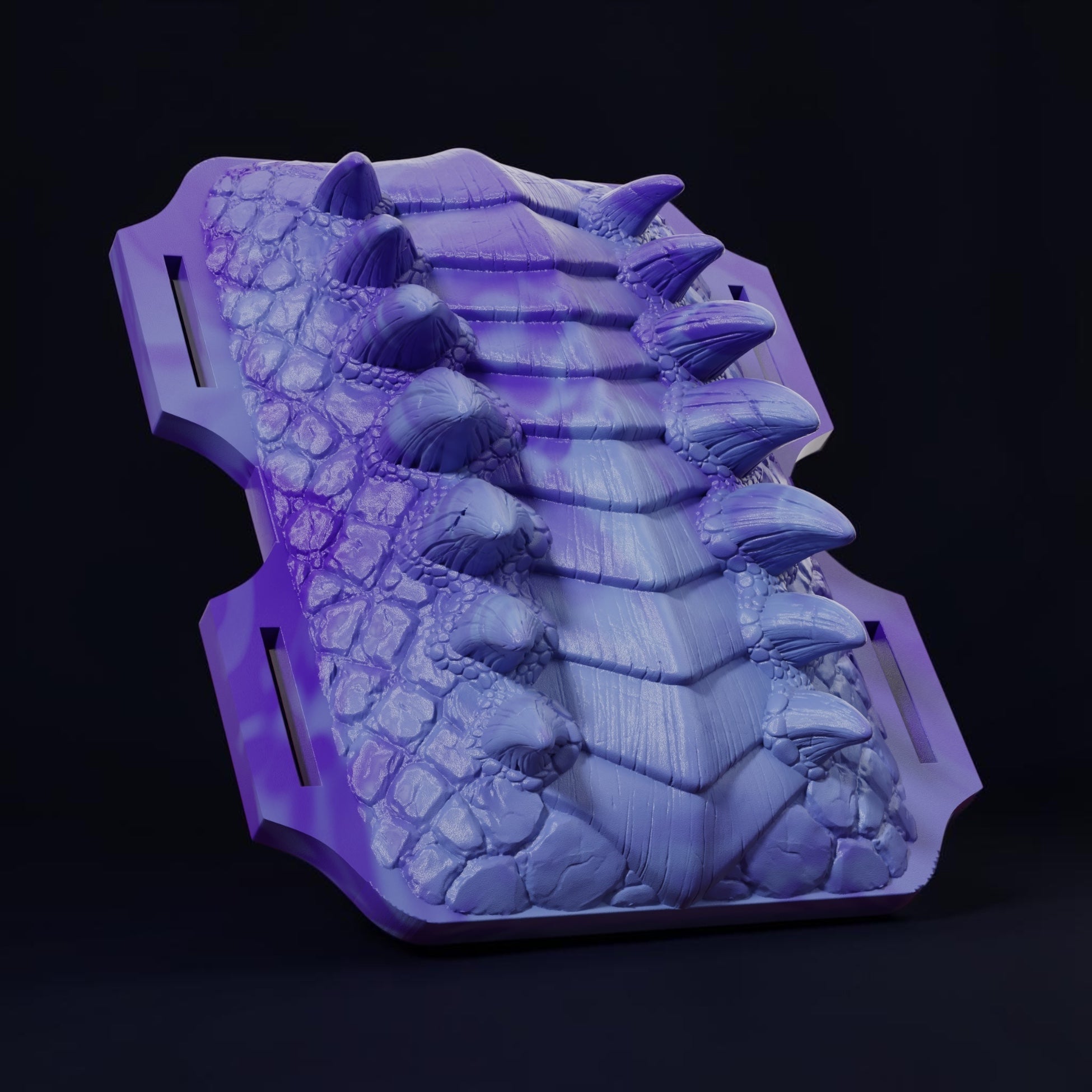 Detalle de la cresta de aletas curvadas del grinder Emperatriz Dragona de ClimaxLab